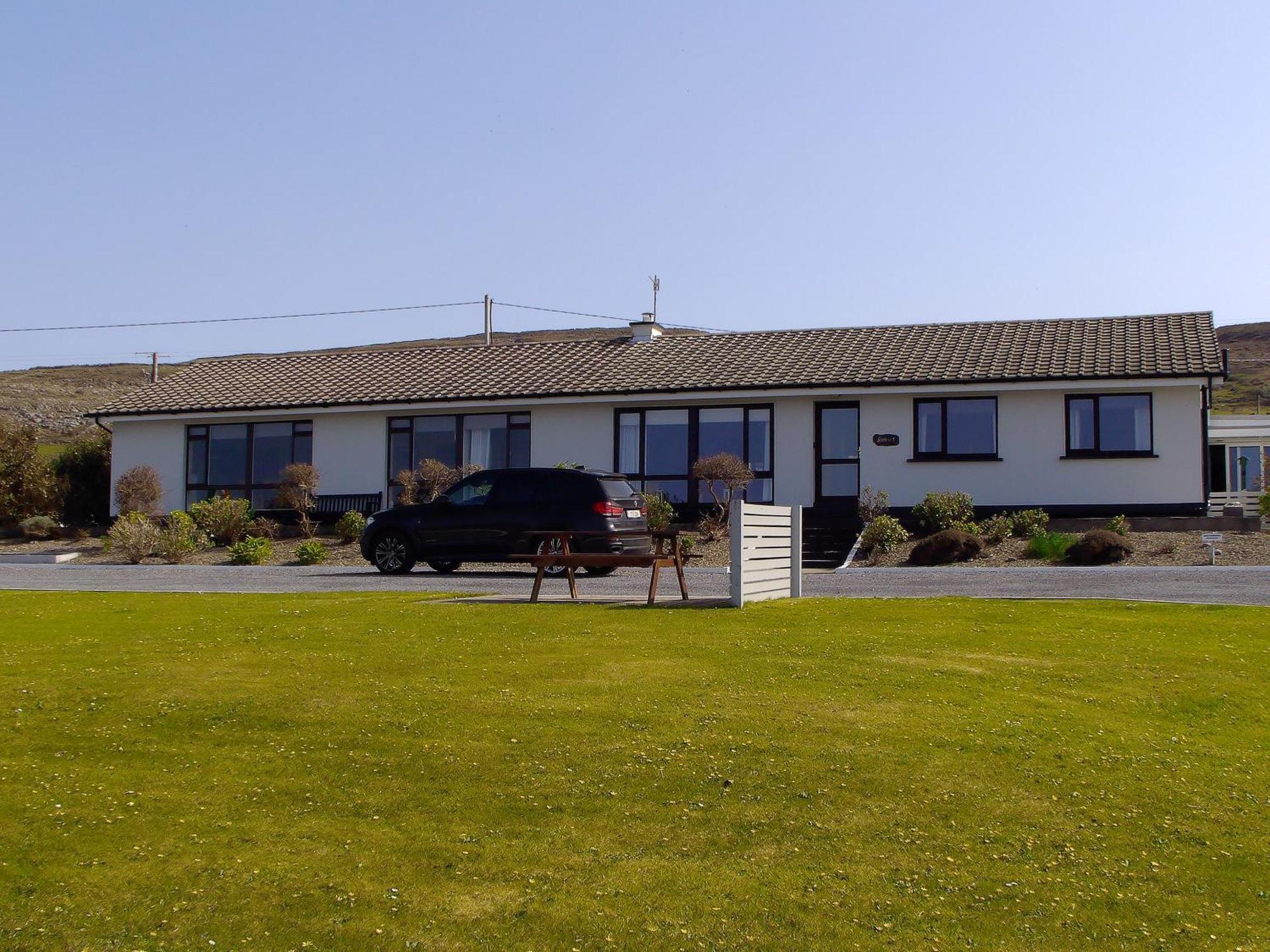 Villa Dolphin Watch Wild Atlantic Way Fanore Exterior foto